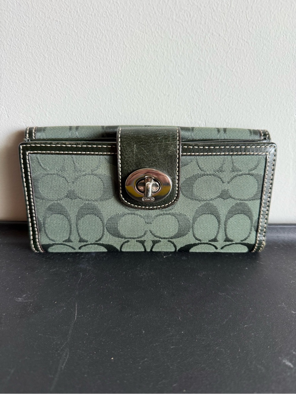 Coach Signature Canvas Turnlock Wallet in Olive Green